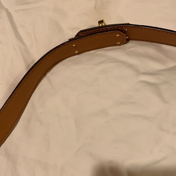 Thin  light pink golden buckle  fashionable belt size L adjustable 30.Must have!